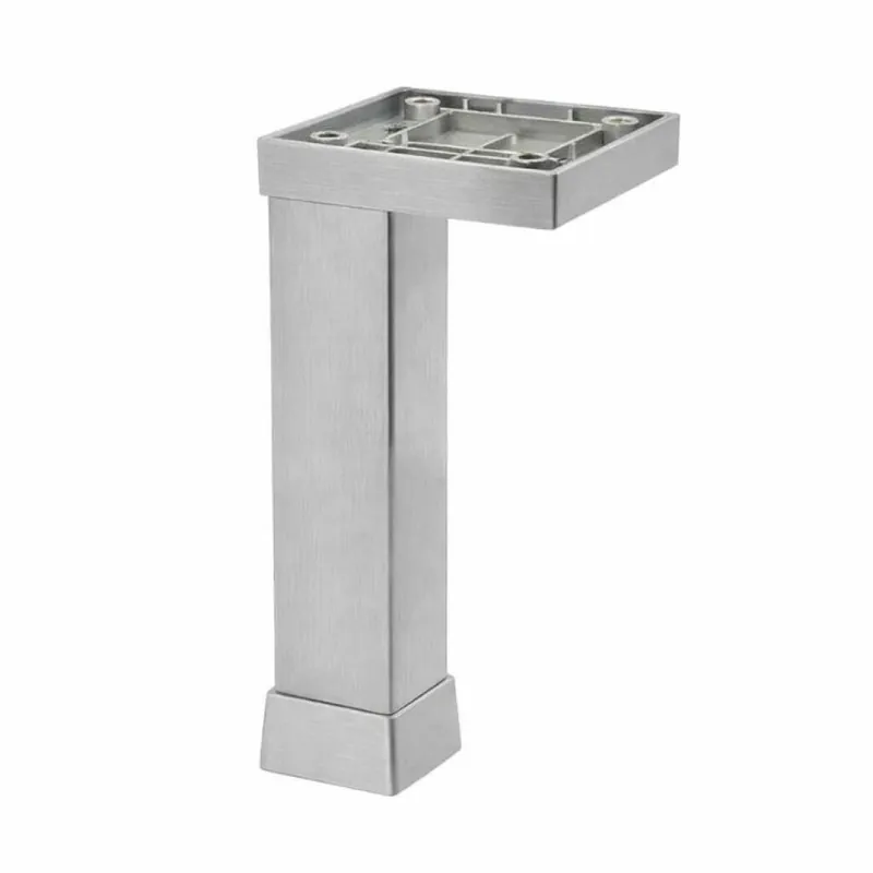 Rechtstreeks Van De Fabrikant Piedino quadrato P07 per mobile, con flangia in zama per attacco angolo, lato attacco 55 mm, altezza 120 mm, finitura Alluminio
