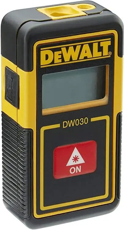 Speciale Aanbieding Misuratore laser tascabile DeWalt, distanza 0-9 m, con batteria ricaricabile, precisione tipica +/- 6 mm
