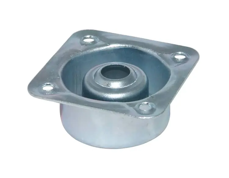 Base baionetta 825E Camar per piedino metallico, 4 fori e vite centrale, dimensione 60x60 mm, Metallo finitura Zincato Weekendaanbieding