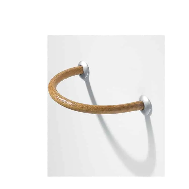 Maniglia per mobili Confalonieri, interasse 96 mm, diametro 10 mm, in cuoio naturale e finitura in Nichel Satinato Opaco Alleen Vandaag