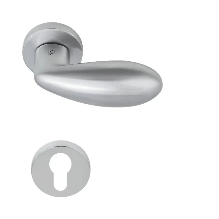 Direct Beschikbaar Maniglia per porte Drop Colombo Design, su rosetta tonda, foro yale, finitura cromat