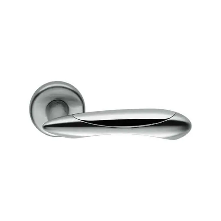 Rechtstreeks Van De Fabrikant Maniglia per porta, Colombo Design serie Talita, con rosetta foro Yale finitura, Cromo / Cromat