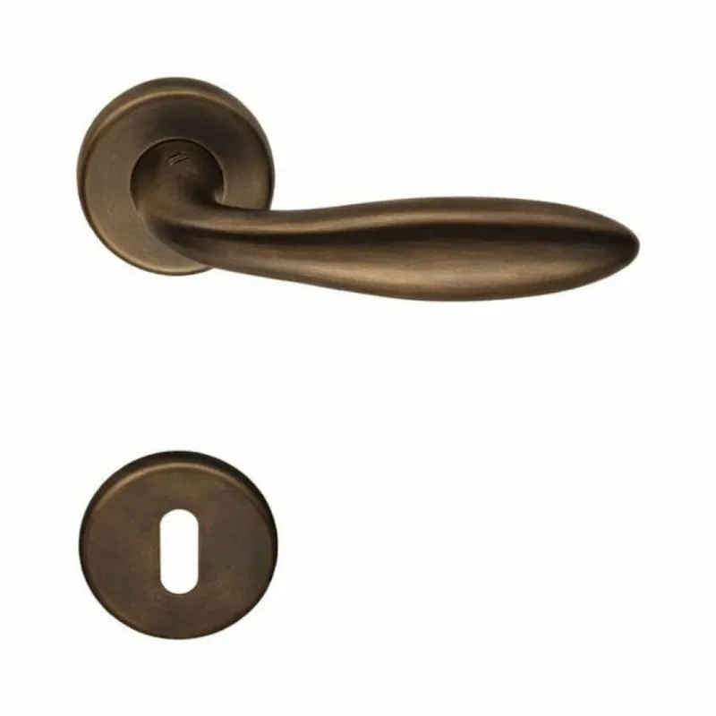 Finale Uitverkoop Maniglia per porta Colombo Design serie Mach, con rosetta foro Normale, finitura Ottone Antico