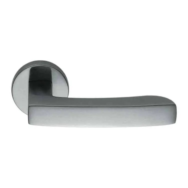 Laatste Versie Maniglia per porta, Colombo Design serie Viola, con rosetta foro Normale, finitura Zirconium