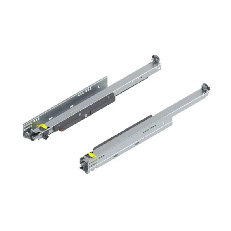 Guida scorrevole Movento Tip-On Blum 760H4800T per cassetto, lunghezza 480 mm, estrazione totale, portata 40 kg, Acciaio finitura Zincato Seizoensaanbieding
