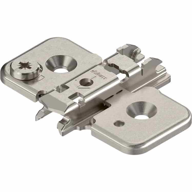 Piastrina di premontaggio 173h7100 Blum CLIP, a croce, altezza 0 mm, da avvitare con regolazione verticale a eccentrico, acciaio Nichelato Korting