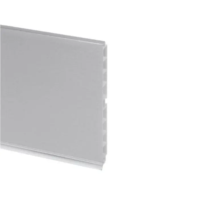 Zoccolo Plasline 80606 Emuca, altezza 120 mm, lunghezza asta 235 cm, rivestimento in Alluminio Bestel Nu