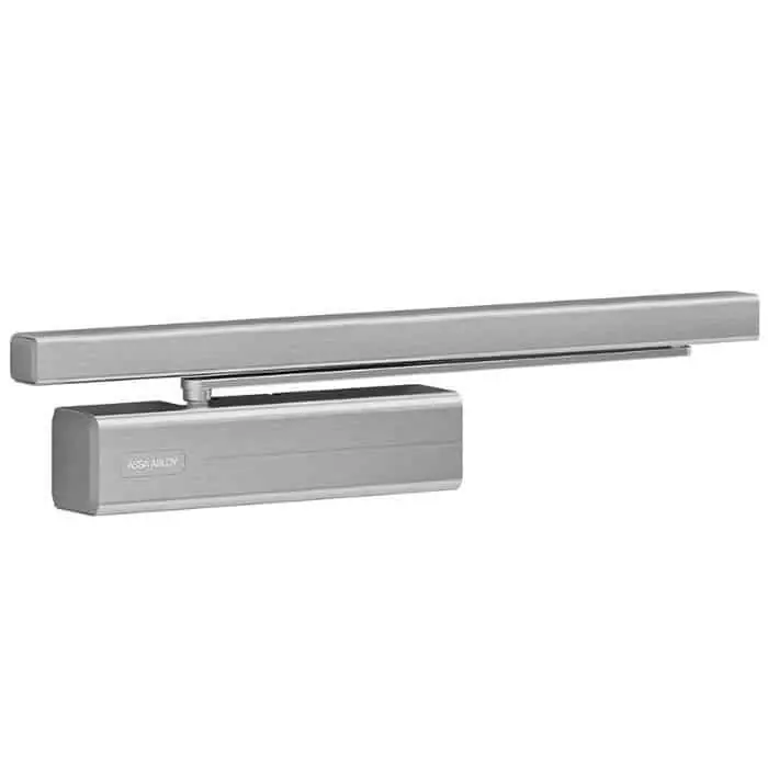 Chiudiporta aereo a camma DC700 Assa Abloy per porta battente, con tecnologia Cam-Motion a forza regolabile EN 3/6, braccio a slitta, finitura Argento Must-Have