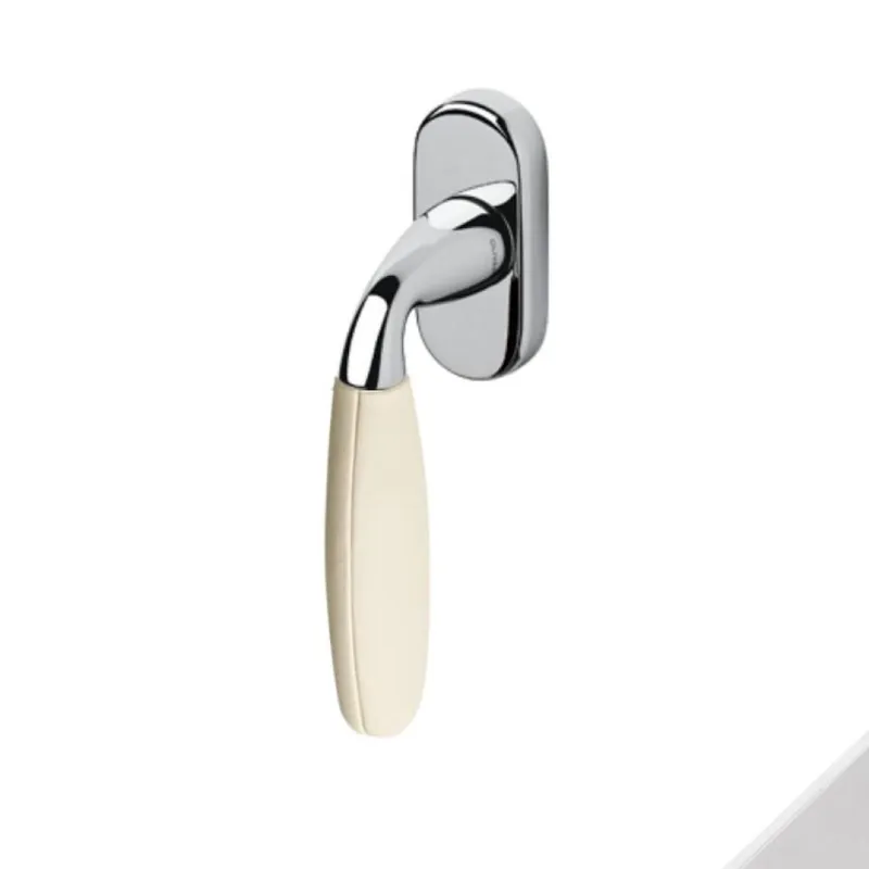 Alleen Vandaag Maniglia martellina Dk Club Olivari per serramento, lunghezza quadro 7x42 mm, Ottone finitura SuperNichel Satinato, Pelle Avorio