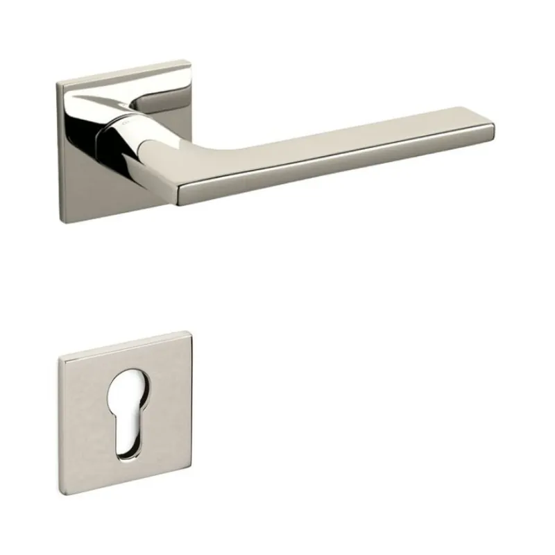 Rechtstreeks Van De Fabrikant Maniglia Lotus Q Olivari per porta, rosetta e bocchetta bassa quadra 51x5 mm, foro Yale, Ottone finitura SuperNichel Lucido